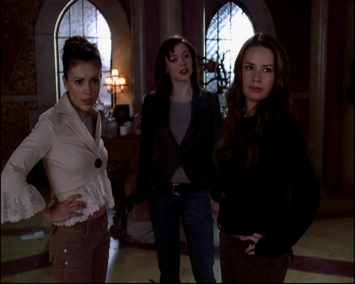 Charmed-Online-dot-813RepoManor0039.jpg Charmed-Online-dot-813RepoManor0039.jpg