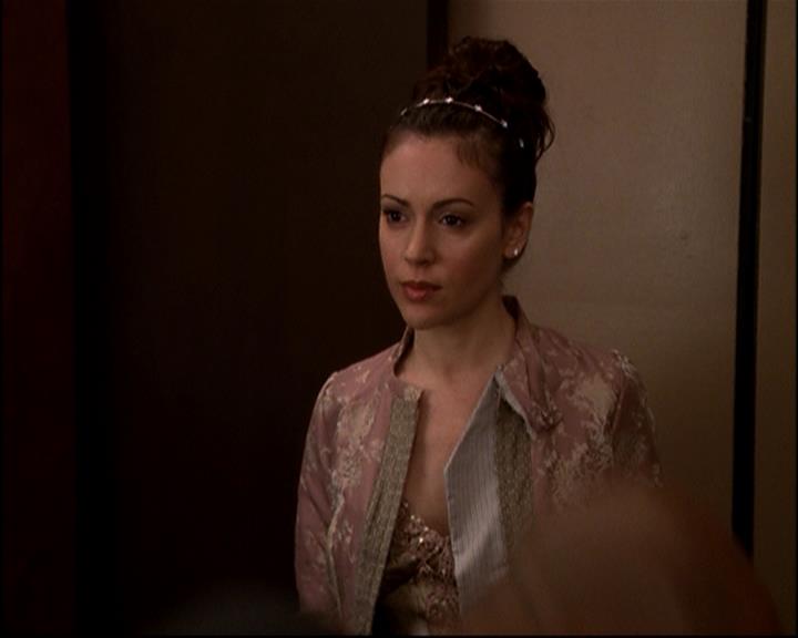 Charmed-Online-dot-813RepoManor0726.jpg Charmed-Online-dot-813RepoManor0726.jpg