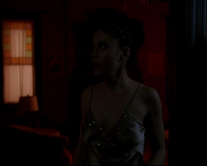 Charmed-Online-dot-813RepoManor0742.jpg Charmed-Online-dot-813RepoManor0742.jpg