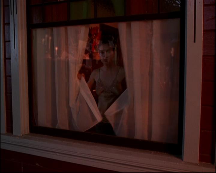 Charmed-Online-dot-813RepoManor0753.jpg Charmed-Online-dot-813RepoManor0753.jpg