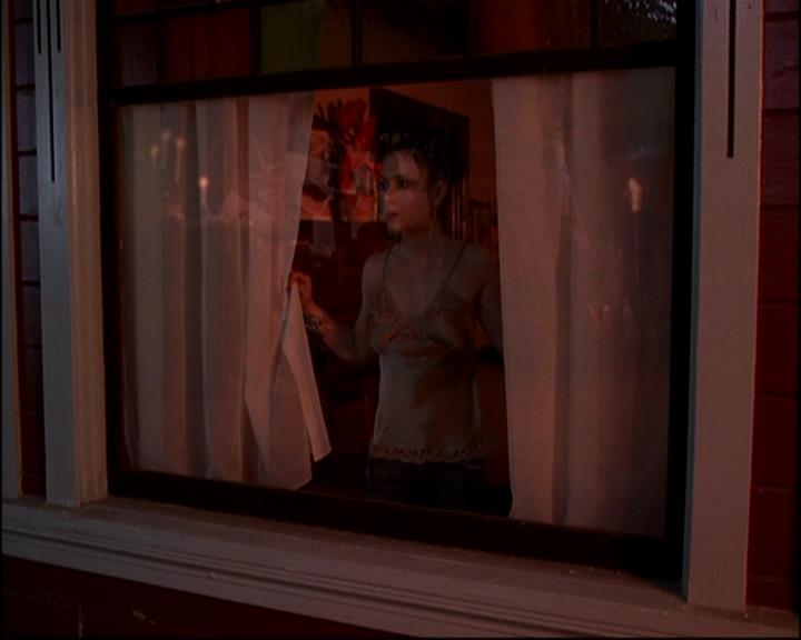 Charmed-Online-dot-813RepoManor0754.jpg Charmed-Online-dot-813RepoManor0754.jpg