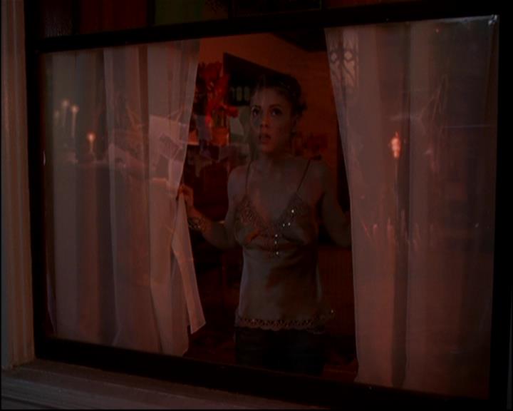 Charmed-Online-dot-813RepoManor0756.jpg Charmed-Online-dot-813RepoManor0756.jpg