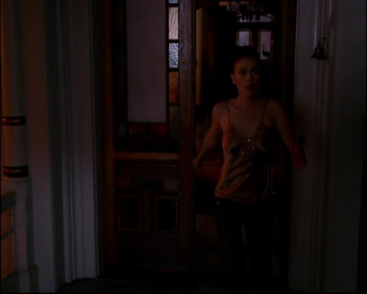 Charmed-Online-dot-813RepoManor0765.jpg Charmed-Online-dot-813RepoManor0765.jpg