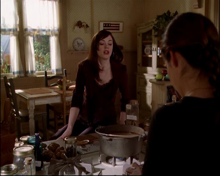 Charmed-Online-dot-813RepoManor0797.jpg Charmed-Online-dot-813RepoManor0797.jpg