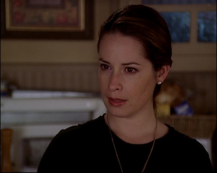 Charmed-Online-dot-813RepoManor0822.jpg Charmed-Online-dot-813RepoManor0822.jpg