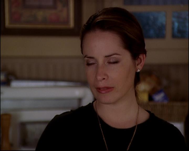 Charmed-Online-dot-813RepoManor0823.jpg Charmed-Online-dot-813RepoManor0823.jpg