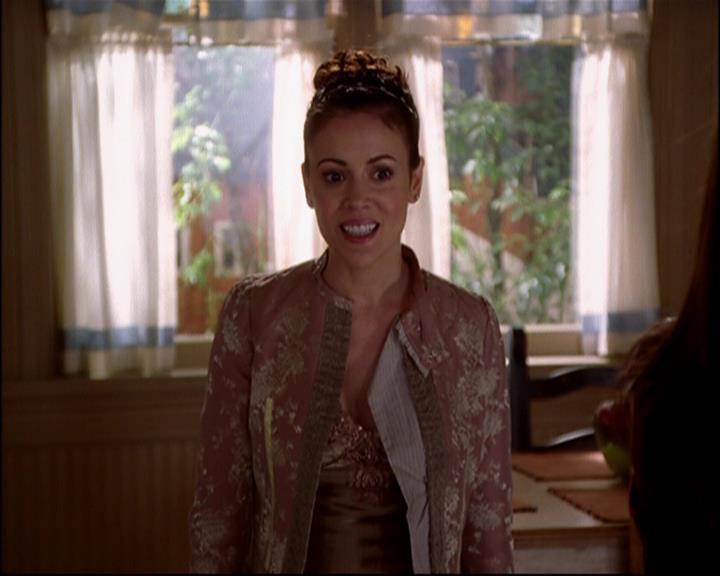 Charmed-Online-dot-813RepoManor0847.jpg Charmed-Online-dot-813RepoManor0847.jpg