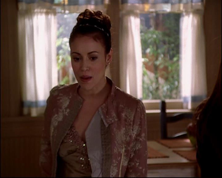 Charmed-Online-dot-813RepoManor0849.jpg Charmed-Online-dot-813RepoManor0849.jpg