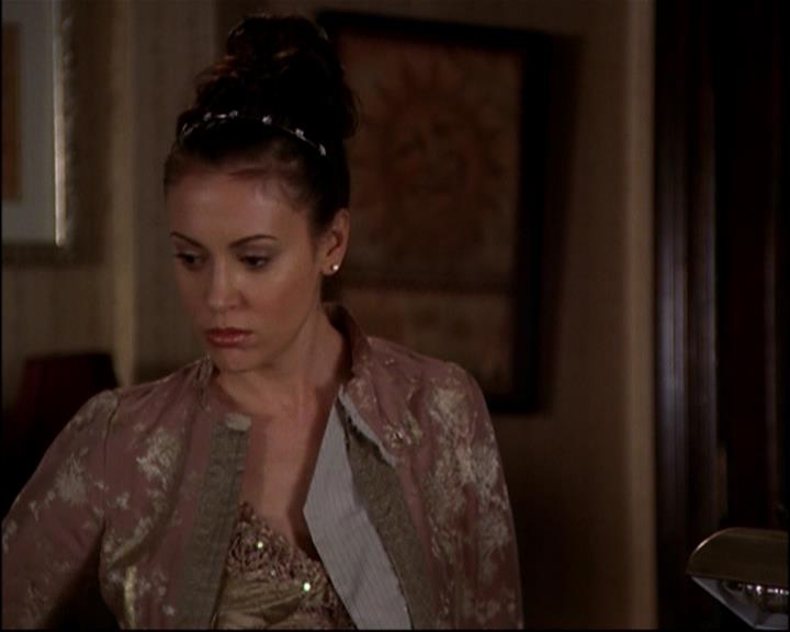 Charmed-Online-dot-813RepoManor1064.jpg Charmed-Online-dot-813RepoManor1064.jpg