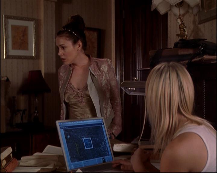 Charmed-Online-dot-813RepoManor1071.jpg Charmed-Online-dot-813RepoManor1071.jpg