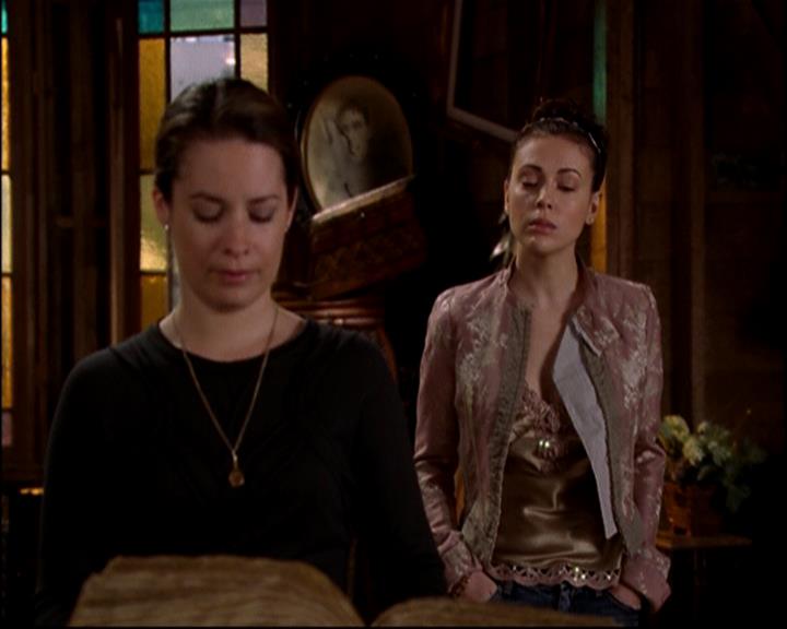 Charmed-Online-dot-813RepoManor1506.jpg Charmed-Online-dot-813RepoManor1506.jpg