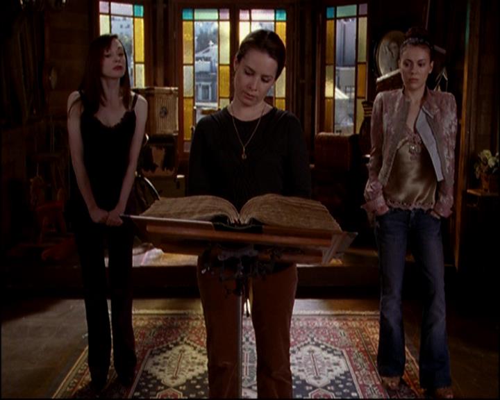 Charmed-Online-dot-813RepoManor1589.jpg