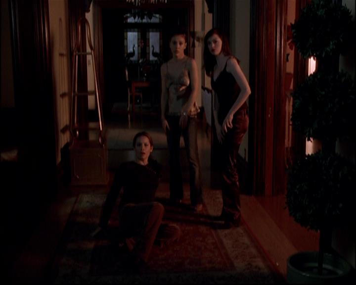 Charmed-Online-dot-813RepoManor1648.jpg Charmed-Online-dot-813RepoManor1648.jpg