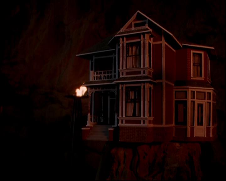 Charmed-Online-dot-813RepoManor1654.jpg Charmed-Online-dot-813RepoManor1654.jpg