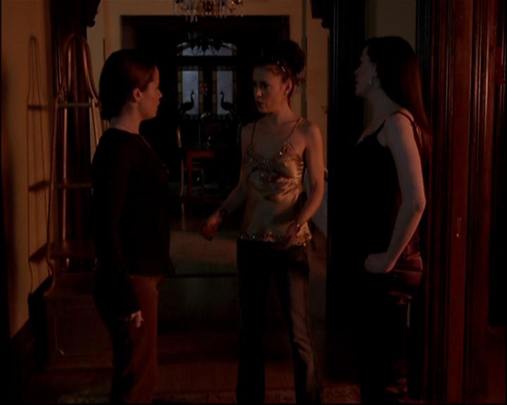 Charmed-Online-dot-813RepoManor1658.jpg Charmed-Online-dot-813RepoManor1658.jpg