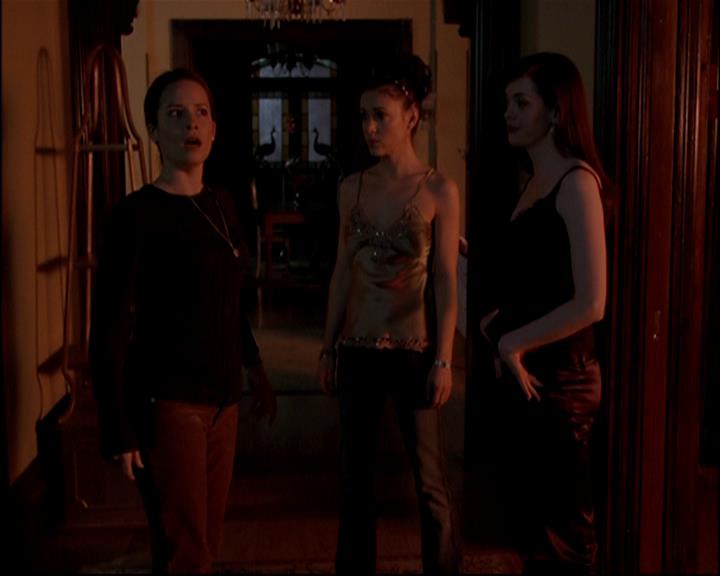 Charmed-Online-dot-813RepoManor1664.jpg Charmed-Online-dot-813RepoManor1664.jpg