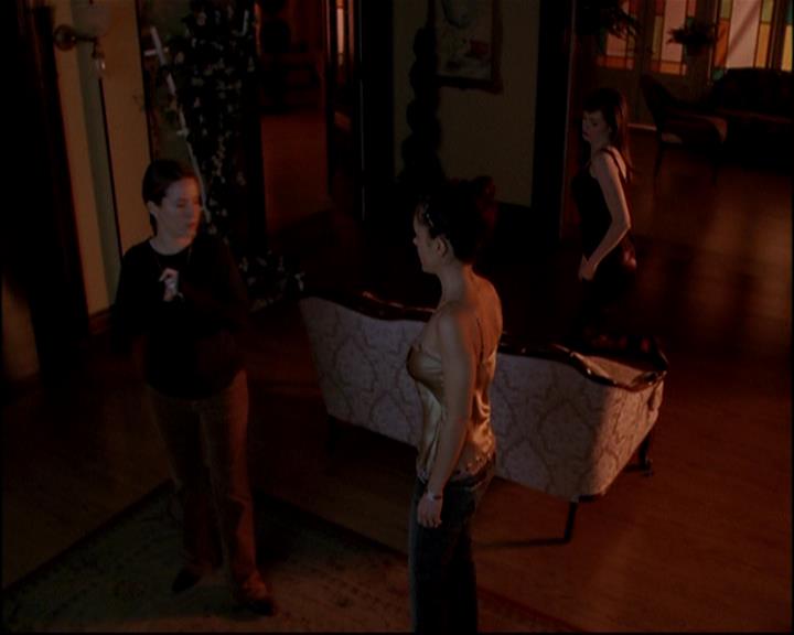 Charmed-Online-dot-813RepoManor1671.jpg