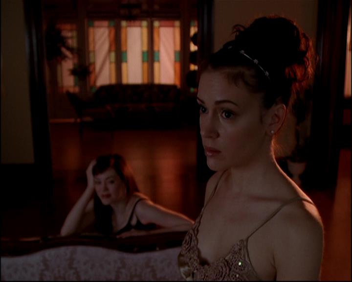 Charmed-Online-dot-813RepoManor1698.jpg Charmed-Online-dot-813RepoManor1698.jpg