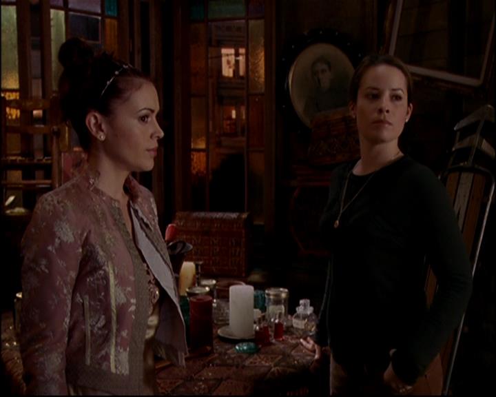 Charmed-Online-dot-813RepoManor1789.jpg Charmed-Online-dot-813RepoManor1789.jpg