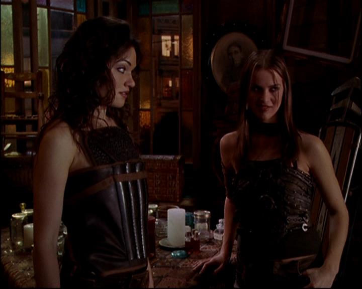 Charmed-Online-dot-813RepoManor1800.jpg Charmed-Online-dot-813RepoManor1800.jpg