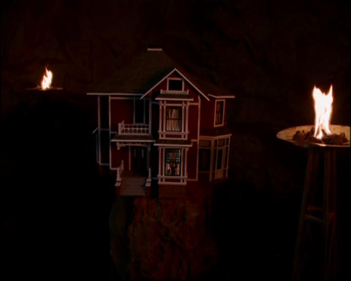 Charmed-Online-dot-813RepoManor1930.jpg