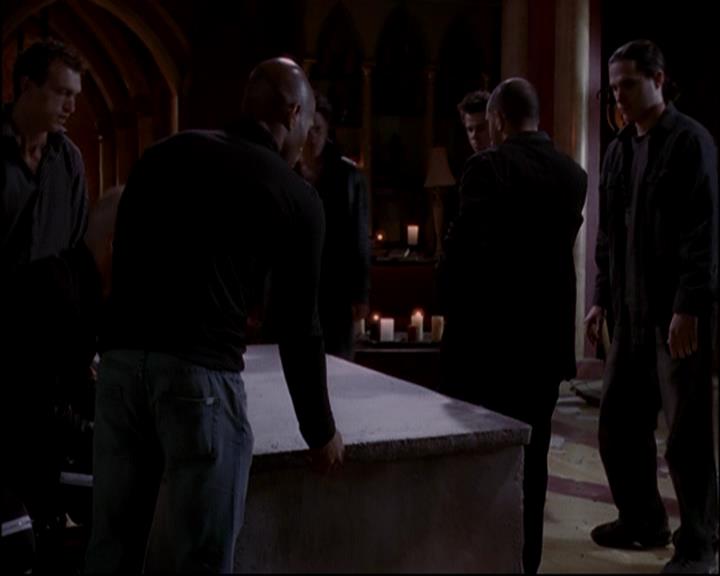 Charmed-Online-dot-814-12AngryZen0382.jpg Charmed-Online-dot-814-12AngryZen0382.jpg