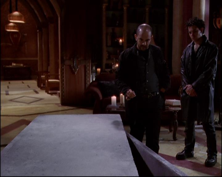 Charmed-Online-dot-814-12AngryZen0389.jpg Charmed-Online-dot-814-12AngryZen0389.jpg