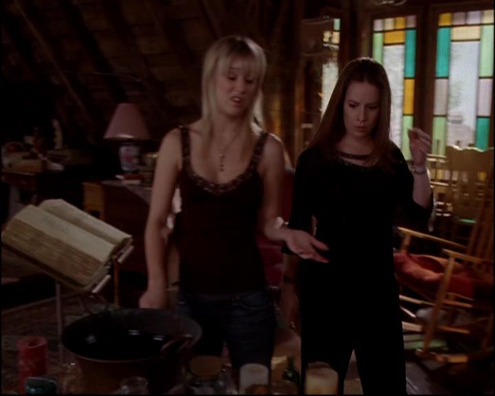 Charmed-Online-dot-814-12AngryZen0459.jpg Charmed-Online-dot-814-12AngryZen0459.jpg