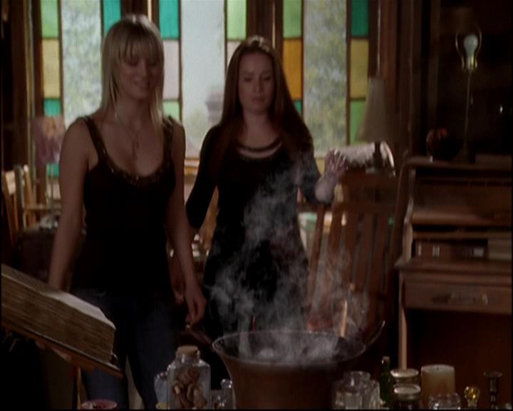 Charmed-Online-dot-814-12AngryZen0498.jpg Charmed-Online-dot-814-12AngryZen0498.jpg