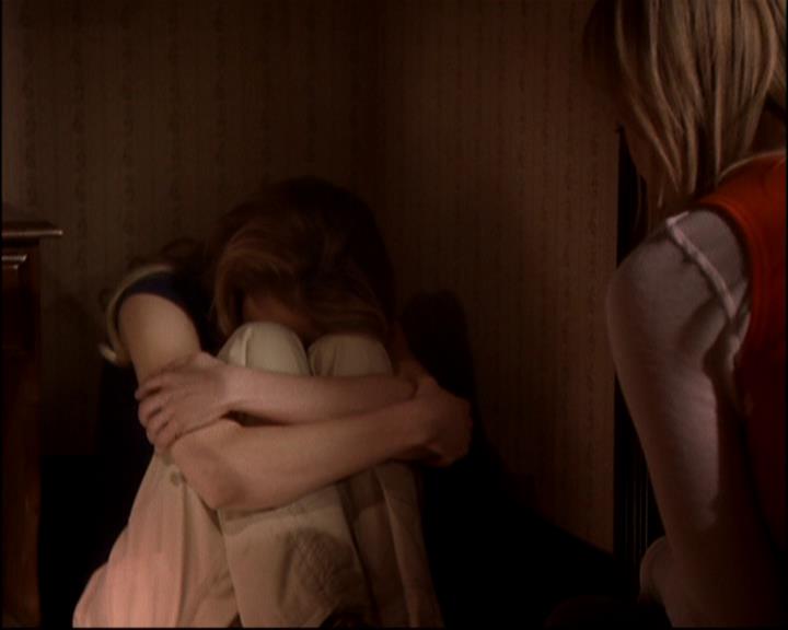 Charmed-Online-dot-815TheLastTemptationOfChristy0098.jpg