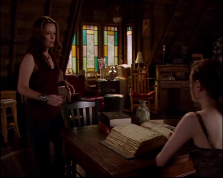 Charmed-Online-dot-816EngagedAndConfused0168.jpg Charmed-Online-dot-816EngagedAndConfused0168.jpg