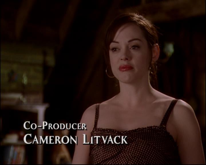 Charmed-Online-dot-816EngagedAndConfused0215.jpg Charmed-Online-dot-816EngagedAndConfused0215.jpg