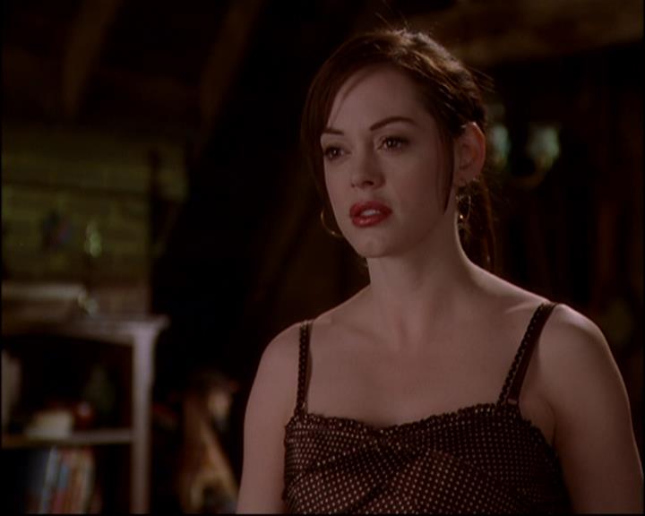 Charmed-Online-dot-816EngagedAndConfused0220.jpg Charmed-Online-dot-816EngagedAndConfused0220.jpg