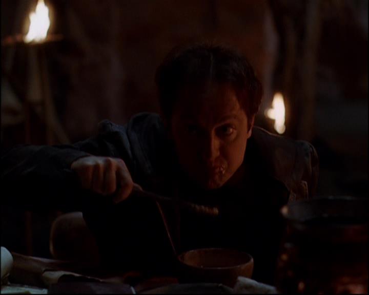 Charmed-Online-dot-816EngagedAndConfused0250.jpg Charmed-Online-dot-816EngagedAndConfused0250.jpg