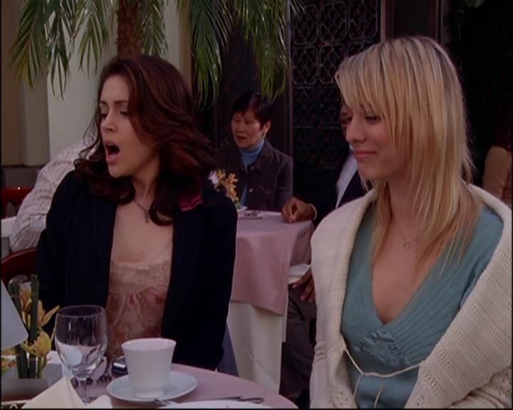 Charmed-Online-dot-816EngagedAndConfused0351.jpg