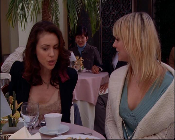 Charmed-Online-dot-816EngagedAndConfused0354.jpg