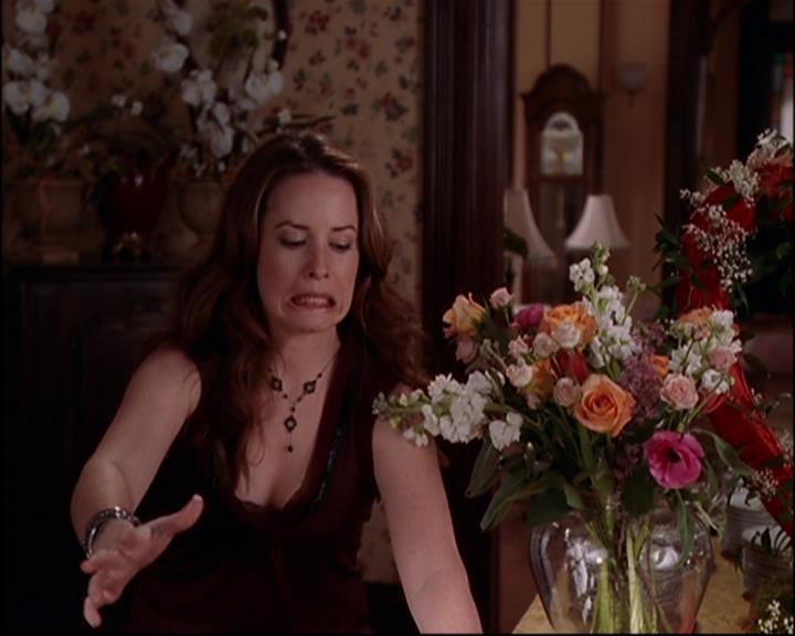 Charmed-Online-dot-816EngagedAndConfused0424.jpg Charmed-Online-dot-816EngagedAndConfused0424.jpg