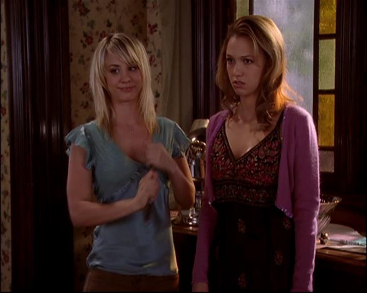 Charmed-Online-dot-816EngagedAndConfused0436.jpg Charmed-Online-dot-816EngagedAndConfused0436.jpg