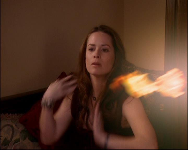 Charmed-Online-dot-816EngagedAndConfused0513.jpg