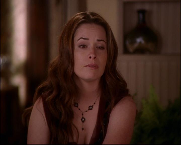 Charmed-Online-dot-816EngagedAndConfused0553.jpg
