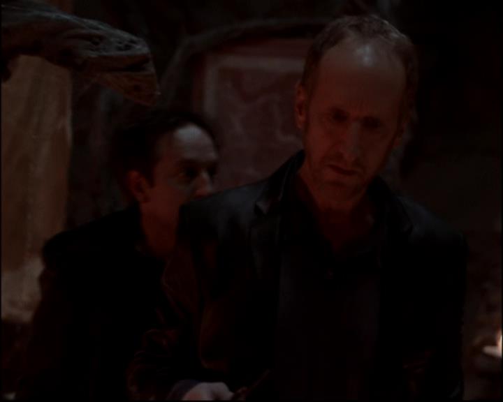 Charmed-Online-dot-816EngagedAndConfused0609.jpg Charmed-Online-dot-816EngagedAndConfused0609.jpg