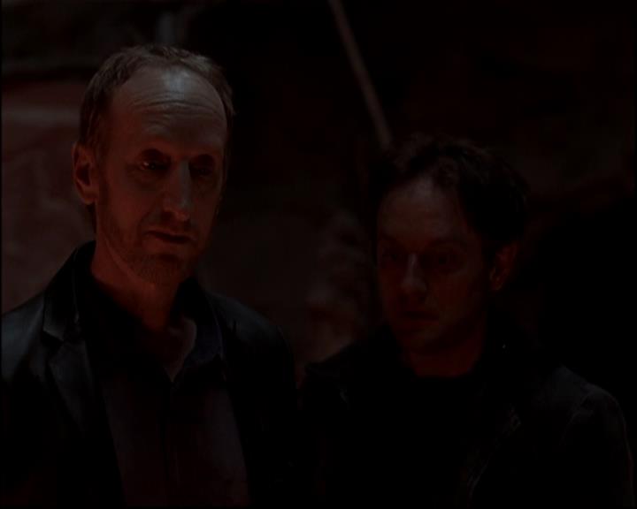 Charmed-Online-dot-816EngagedAndConfused0623.jpg Charmed-Online-dot-816EngagedAndConfused0623.jpg