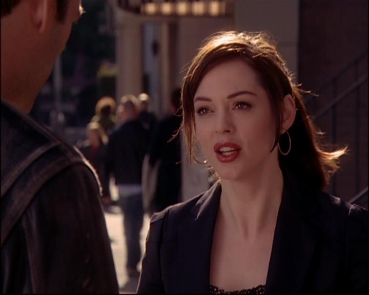 Charmed-Online-dot-816EngagedAndConfused0674.jpg