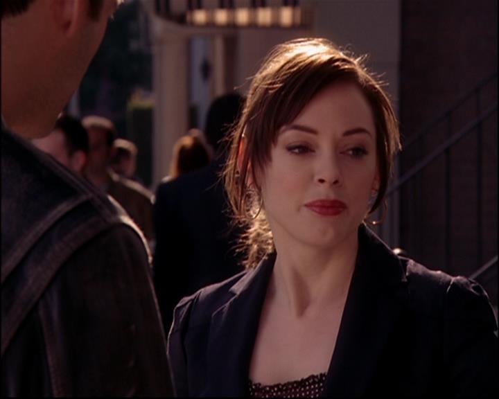 Charmed-Online-dot-816EngagedAndConfused0686.jpg Charmed-Online-dot-816EngagedAndConfused0686.jpg