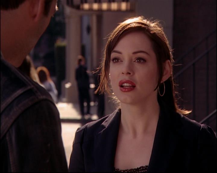 Charmed-Online-dot-816EngagedAndConfused0693.jpg