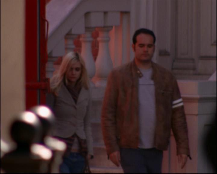 Charmed-Online-dot-816EngagedAndConfused0700.jpg Charmed-Online-dot-816EngagedAndConfused0700.jpg