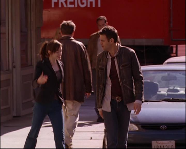 Charmed-Online-dot-816EngagedAndConfused0716.jpg Charmed-Online-dot-816EngagedAndConfused0716.jpg