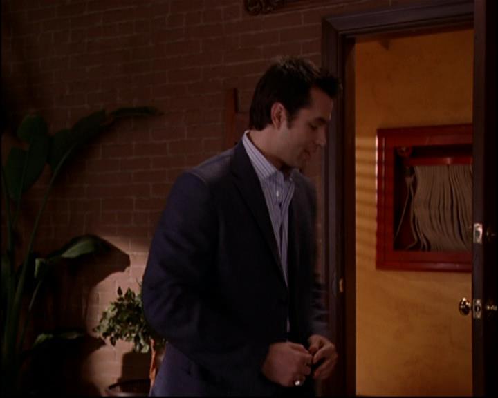 Charmed-Online-dot-816EngagedAndConfused0794.jpg