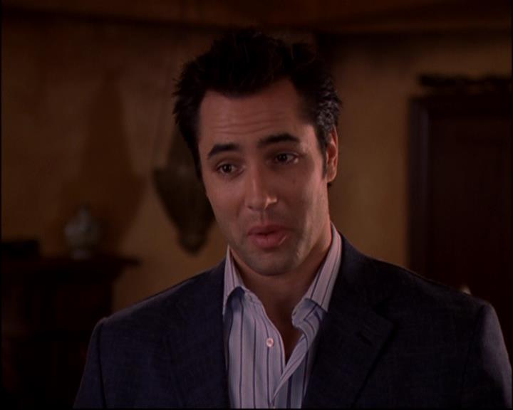 Charmed-Online-dot-816EngagedAndConfused1055.jpg Charmed-Online-dot-816EngagedAndConfused1055.jpg