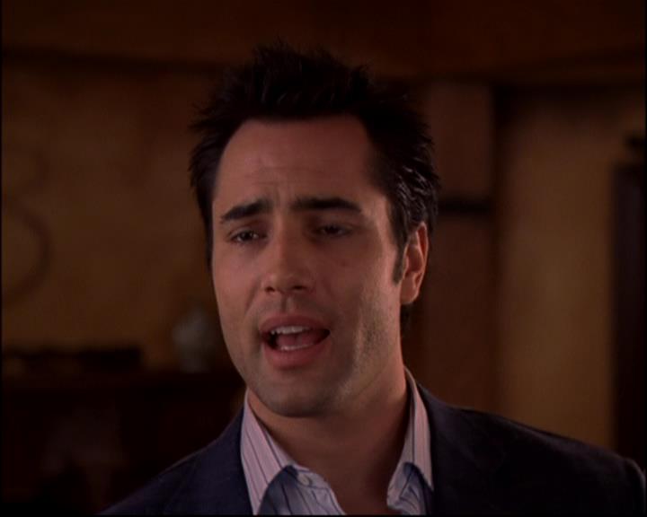 Charmed-Online-dot-816EngagedAndConfused1070.jpg Charmed-Online-dot-816EngagedAndConfused1070.jpg